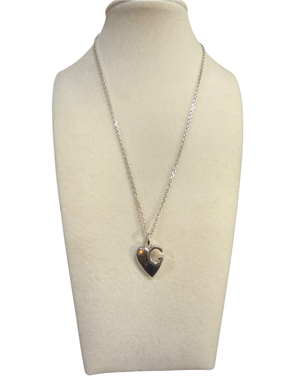Gucci Sterling Silver Heart G Logo Pendant Necklace 925 Italy Authenticated - Picture 3 of 8
